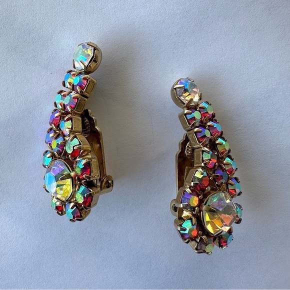 Vintage 1960s Aurora Borealis Clip Back Earrings - Picture 3 of 10